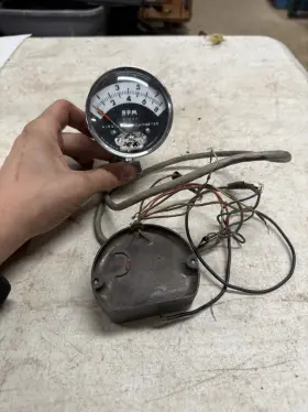 C-9587 Airguide Vintage Used Tachometer 8000 Rpm Part # C 9587 - Not Tested