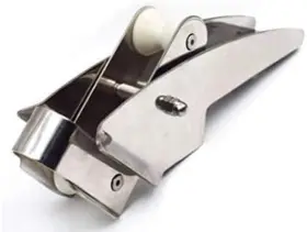 Anchor 313036451464 Aisi 316 Stainless Steel Hinged Self-launching Bow Roller With Pivoting