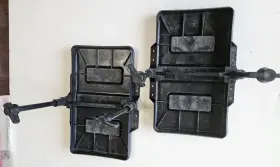 9091 Attwood Uscg-approved Adj Hold-down Marine Boat Battery Trays Qty 2 9091 Attwood Uscg-approved Adj Hold-down Marine Boat Battery Trays Qty 2