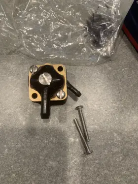 388833 Brp New Oem/brp Evinrude Johnson Marine Fuel Pump And Screw Assembly