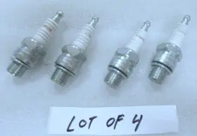 66025 Champion Sp23 827s Copper Plus Spark Plug 66025/l76v Lot Of 4 Oem New Boat Parts