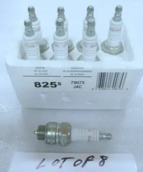 79075 Champion Sp23 825s Copper Plus Spark Plug 79075/j4c Lot Of 8 Oem New Boat Parts