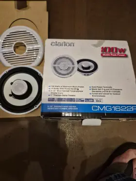 Cmg1622r Clarion 6.5 Inch Round Marine Speakers