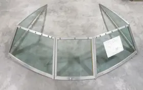 Gb691168718 Crestliner 1973 Crusader 17 Ft Boat Windshield Window Walk Through 74 1/2 Inch Wide Gb691168718 Crestliner 1973 Crusader 17 Ft Boat Windshield Window Walk Through 74 1/2 Inch Wide