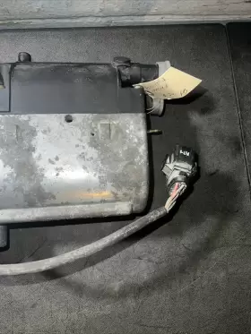 D5wsc Eberspacher / Espar 252219050000 Hydronic 5 12v Water Heater 5kw - Rebuilt And Tested #3