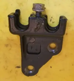 0332683 Evinrude 88 70 Hp Trunnion Anchor Block #3