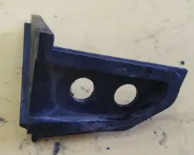 0333759 Evinrude 1989 40 Hp Lower Cowl Fuel Connector Bracket