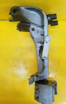 0389334 Evinrude 0392517 1986 60 Hp Swivel Bracket 0397731 And Steering Arm #2