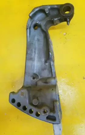 0392203 Evinrude 0396309 1986 60 Hp Port Transom Bracket #2