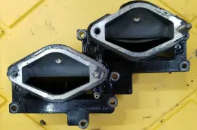 0437338 Evinrude 0397336 1995 200 Hp Intake Manifold Assembly And Reed Box #3