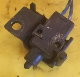 0434180 Evinrude 0585138 1991 Johnson 115 Hp Tilt Limit Switch Assembly