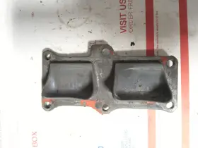 333733 Evinrude Johnson Omc By Pass Cover Oem #2