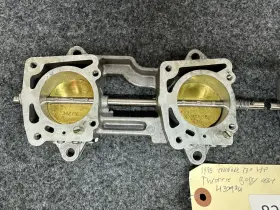 438517 Evinrude 437994 1995 130hp Throttle Body Assy Qty 2 Pn# #3
