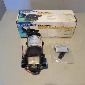 04305500 Flojet Quad Ser Automatic Marine Water System Pump 12vdc 7a 35psi