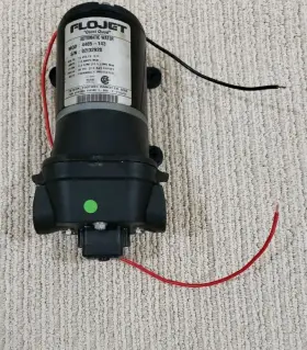 4405-143 Flowjet Boat Water Pump 12v 7.0 Amps 3.3 Gpm 35 P.s.i. Manual/box