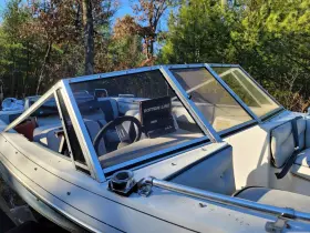 Gb587419333 Glastron 1980s Sierra 165v Marine Boat Windshield Walk Through Used #3 Gb587419333 Glastron 1980s Sierra 165v Marine Boat Windshield Walk Through Used #3