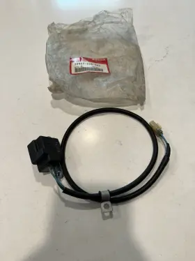 30400-zg8-003 Honda Genuine Pulser Coil Assembly Tractor Boat Marine Oem