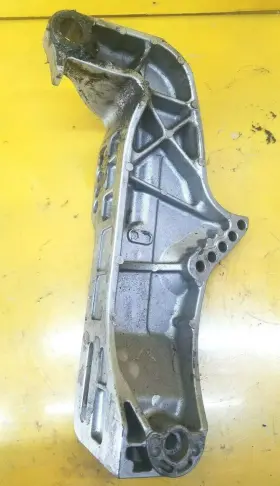 50301-zv5-020za Honda 2001 Bf50a Stern Bracket Starboard #2