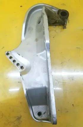 50301-zv5-020za Honda 2001 Bf50a Stern Bracket Starboard