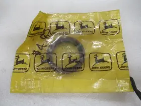 1-m43136 John Deere U17 Oil Seal Oem New Factory Boat Parts