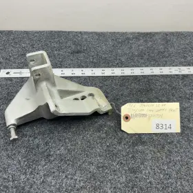 122771 Johnson 1976 55 Hp Tilt Trim Lower Support Bracket Pn
