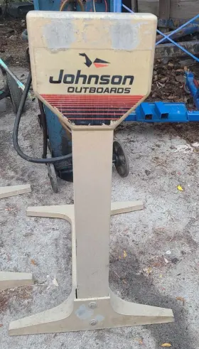 123475 Johnson 123474 Vintage Johnson/evinrude Outboar Motor Stand. Oem And