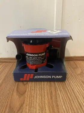 32-1550-01 Johnson Bilge Pump -750