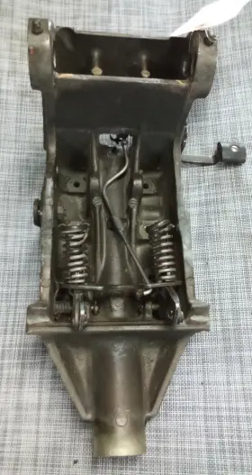 0320296 Johnson 320296 1976 55hp Outboard Swivel Bracket Long Shaft #2