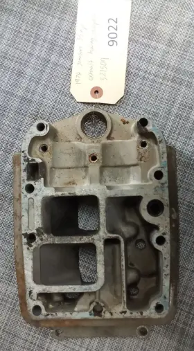 0321509 Johnson 321509 55hp Exhaust Housing Adapter Plate #2