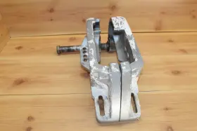 328718 Johnson Evinrude 1983 Power Trim Tilt Bracket Assembly 235 Hp