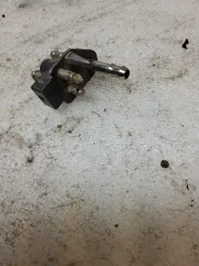 330918 Johnson Evinrude Omc Outboard Fuel Oil Connector K4