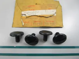 92002-3732 Kawasaki New Oem Lot Of 4 Bolt 0810