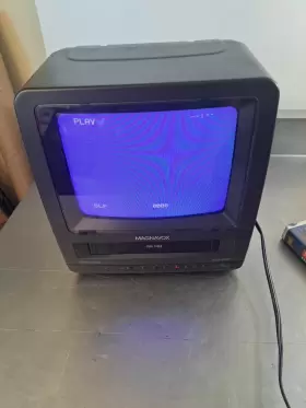 Ccr095at04 Magnavox Ac And Dc Tv Vcr Player Combination Television - Vintage Gamer 1994 #3