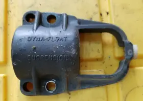 69592f1 Mariner 1989 40 Hp Lower Clamp