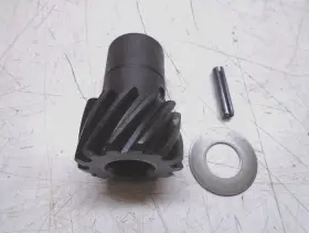 43-8137761 Mercruiser Cb4a Oem 4.3 L Gm Distributor Drive Gear And Pin 17-47617