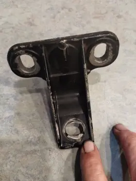 70398 Mercruiser 470 Starter Bracket/ Brace Pre-owned #2