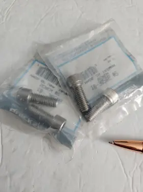 10-30206 Mercury Quicksilver Screw 4 For 16 Nos Oem Mq2