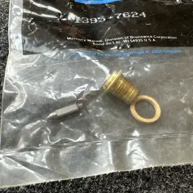 1395-7624 Mercury Quicksilver Inlet Seat And Needle Oem Nos New Old Stock
