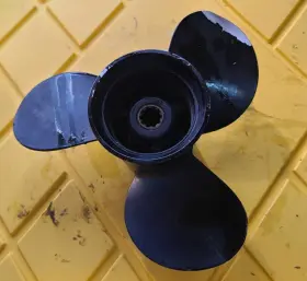141304 Mercury 141340 2014 25 Hp Oem Michigan Propeller