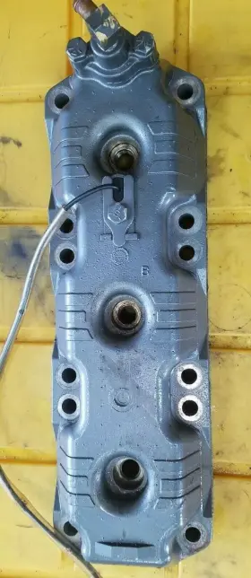 15221a5 Mercury 1989 135 Hp Cylinder Head 15221a 1 #2