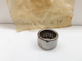 31-31410 Mercury 31-54043 New Oem Mercruiser Roller Bearing Nos Has Some Patina