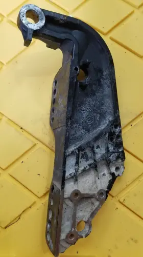 3418-822865t05 Mercury Mariner 40-60 Hp Stbd Transom Bracket 822865 #2