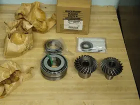 43-18411a4 Mercury New Quicksilver P/n Mercury-mercruiser Upper Gear Kit With Bearings