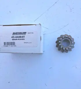 43-44484t Mercury Quicksilver Oem Pinion Gear