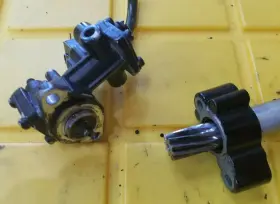 17335a3 Mercury 44345t3 44345t 430204 1988 100 Hp Oil Pump Assembly #2