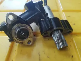 17335a3 Mercury 44345t3 44345t 430204 1988 100 Hp Oil Pump Assembly #3