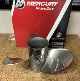 48-13700a46 Mercury 13700a 13700 New Oem 0720 Mirage Plus Ss 3 Blade Rh 15 X 19 Propeller