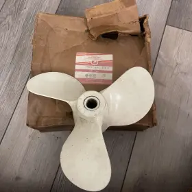 48-82768 Mercury New Oem Quicksilver Propeller