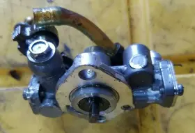 815698t Mercury 41032 1989 135 Hp Oil Pump Assembly #2