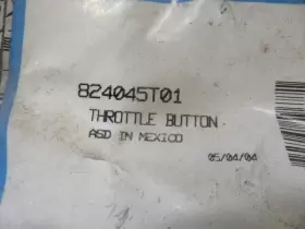 824045t01 Mercury T63 Quicksilver Throttle Button Oem New Factory Boat Parts #2